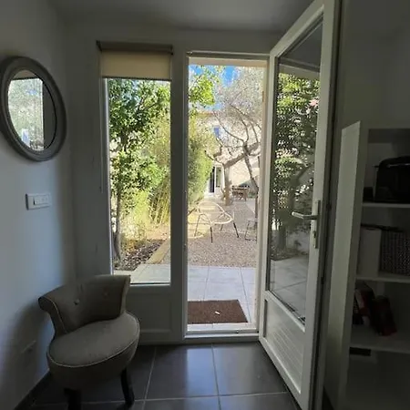 Holiday home Maison De Pecheurs - Coeur Du Brusc 250 M De La Six-Fours-les-Plages